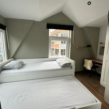 Comfortable, Cozy House 20 Min To Amsterdam Zaandam
