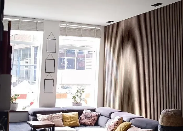 Comfortable, Cozy House 20 Min To Amsterdam Apartment *