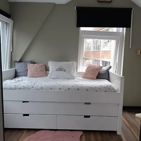 Comfortable, Cozy House 20 Min To Amsterdam