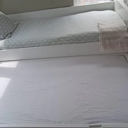 Comfortable, Cozy House 20 Min To Amsterdam Zaandam