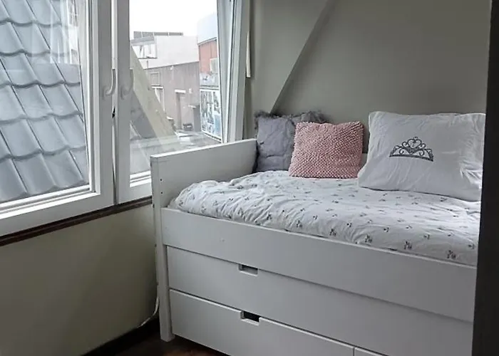 Comfortable, Cozy House 20 Min To Amsterdam * Zaandam
